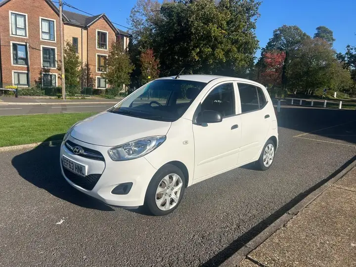 Hyundai I10 2013 photo 2