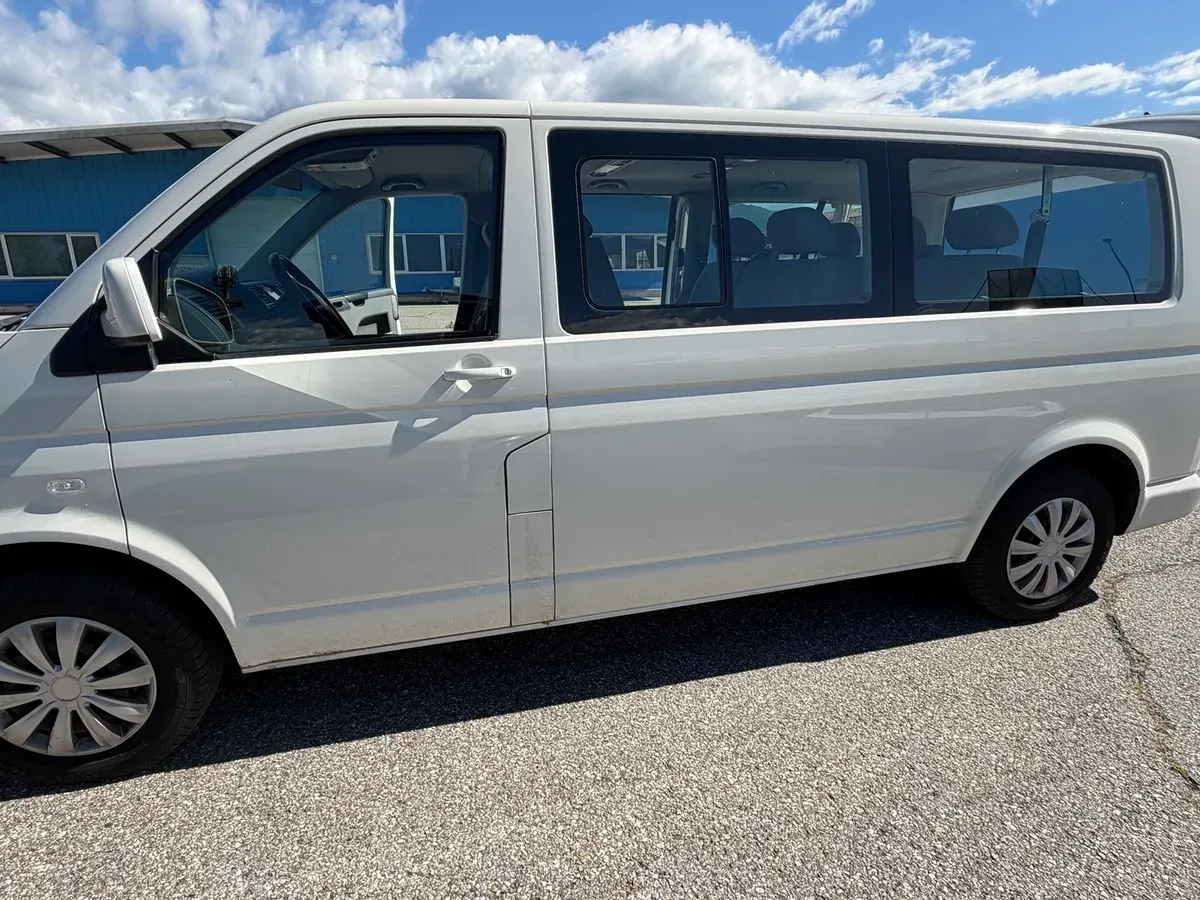 Volkswagen Caravelle