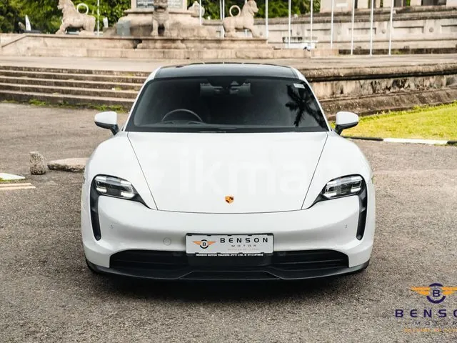 Porsche Taycan 2024 photo 2