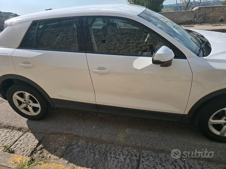 Audi Q2 2018 photo 2