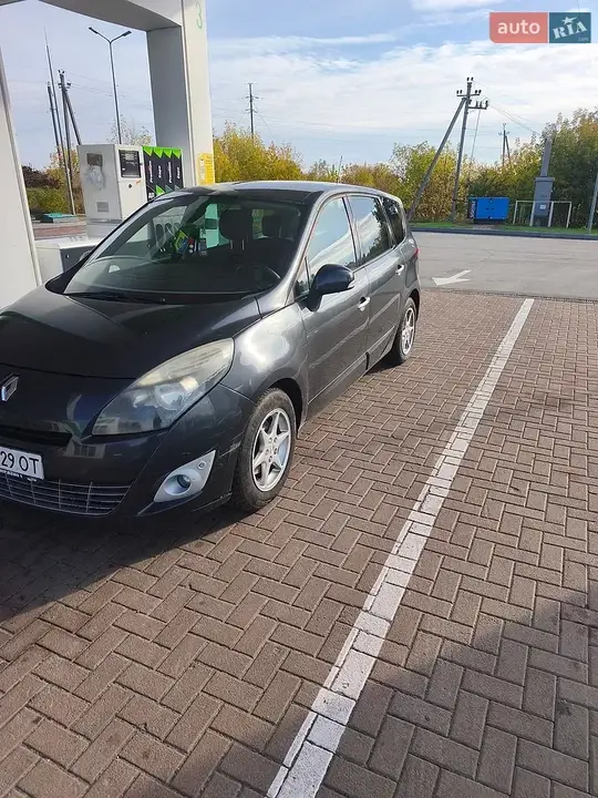 Renault Grand Scenic
