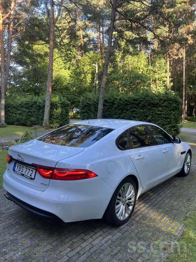 Jaguar Xf 2016 photo 5