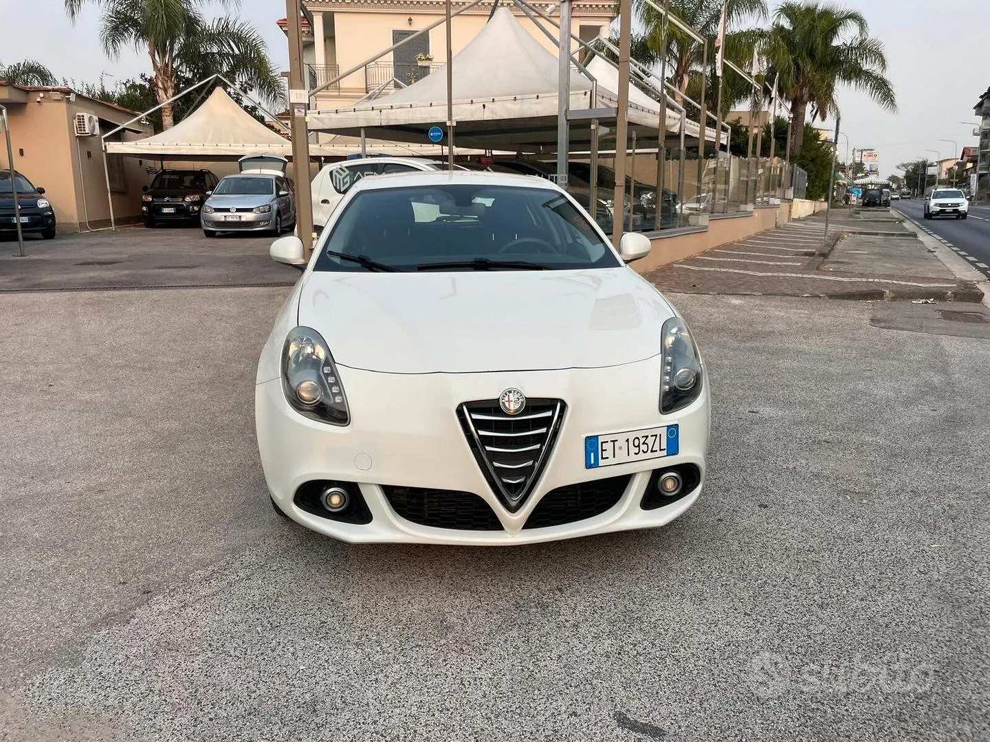 Alfa Romeo Giulietta 2014 photo 2