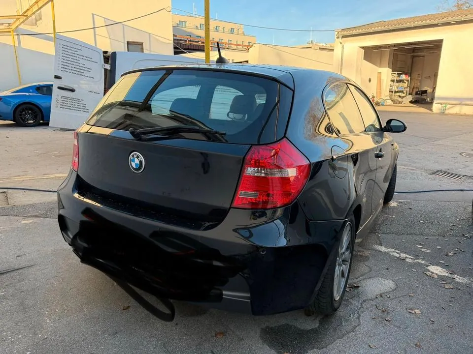 BMW 118I