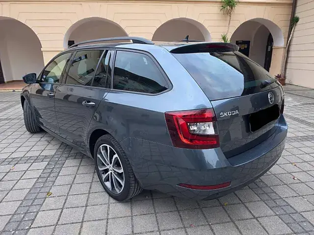 Skoda Octavia Combi 2019 photo 2