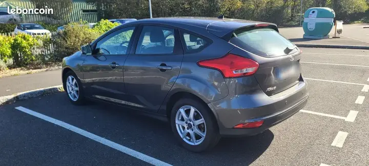 Ford Focus 2016 photo 2