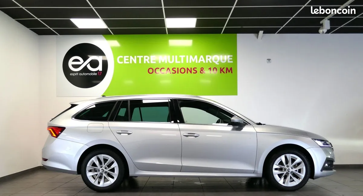 Skoda Octavia 2021 photo 5