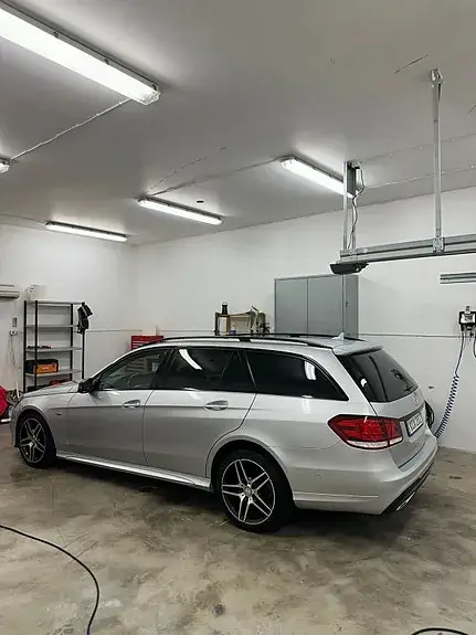 Mercedes-Benz E 220 2016 photo 5