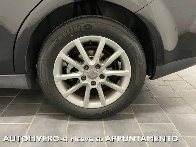 Seat Altea 2011 photo 5