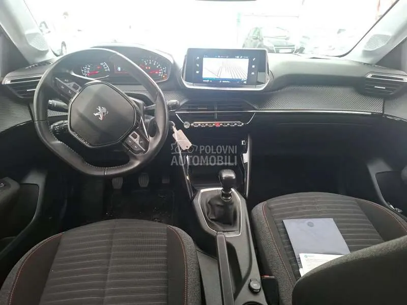 Peugeot 208 2022 photo 2