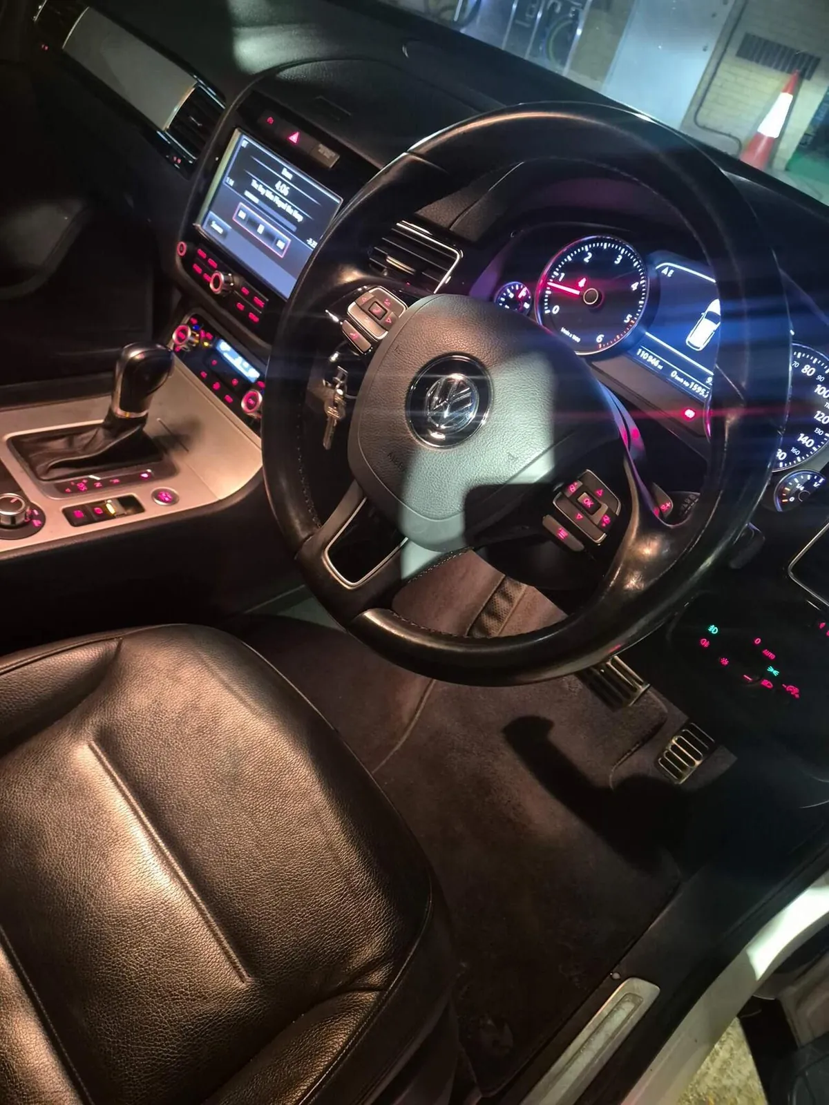 Volkswagen Touareg 2013 photo 3