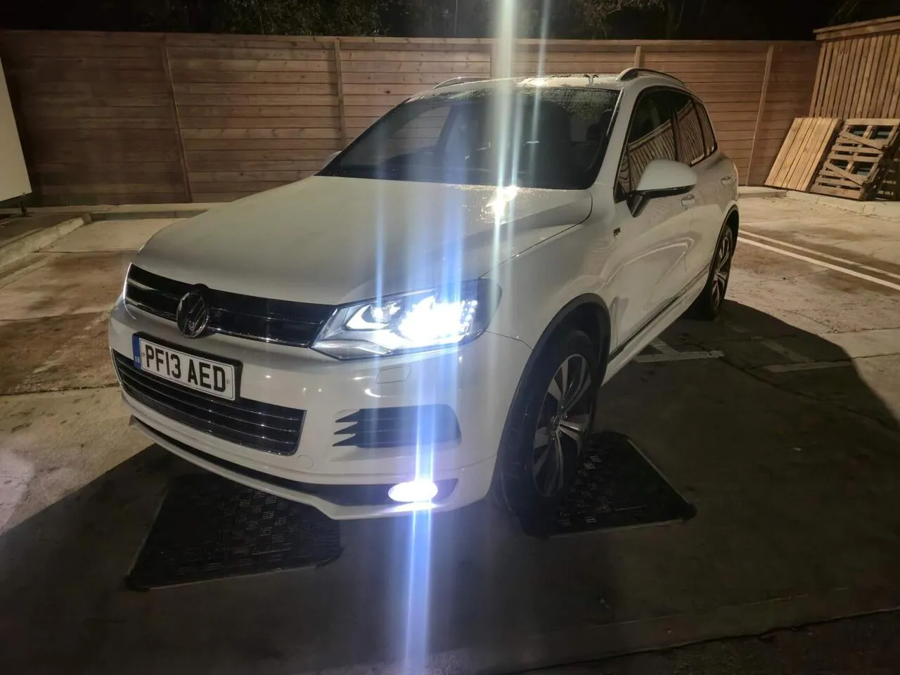 Volkswagen Touareg 2013 photo 2
