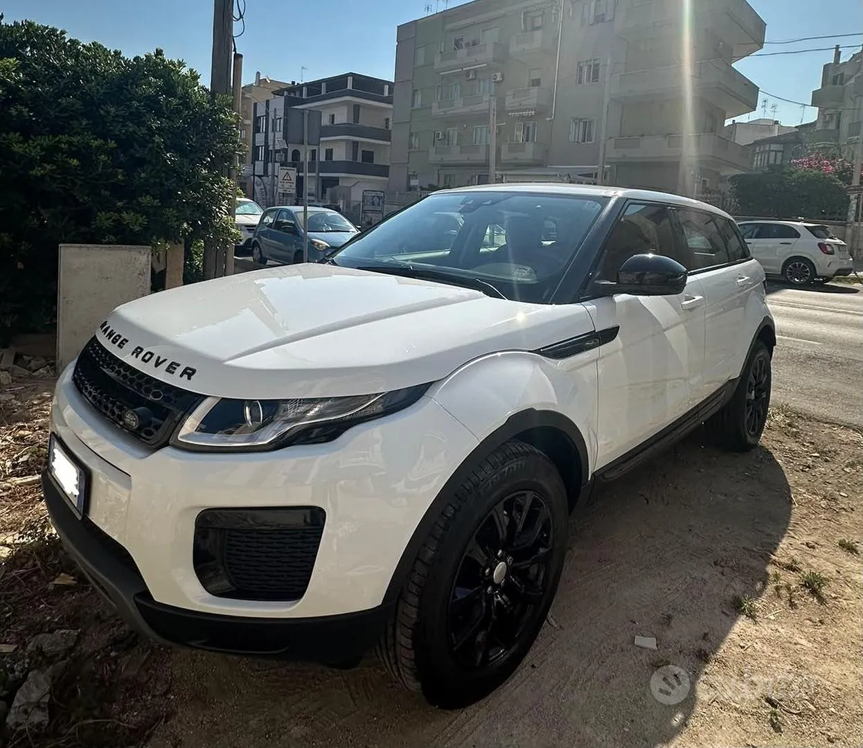 Land Rover Range Rover Evoque 2018 photo 3
