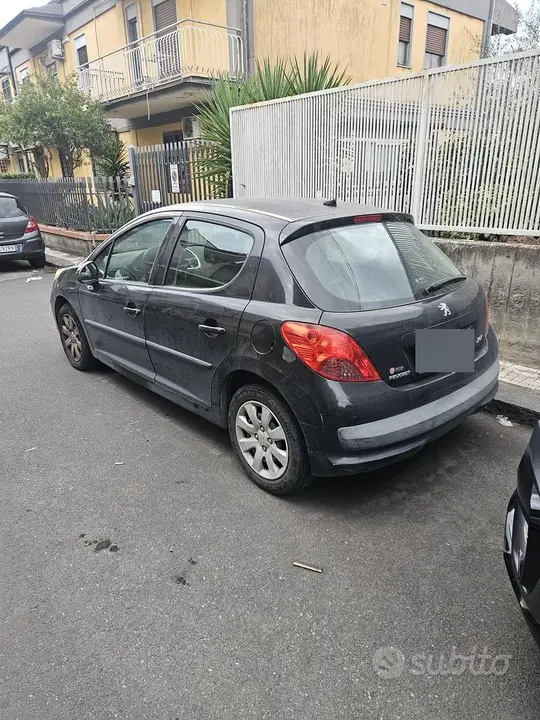 Peugeot 207