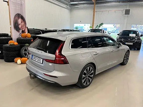 Volvo V60 2023 photo 5