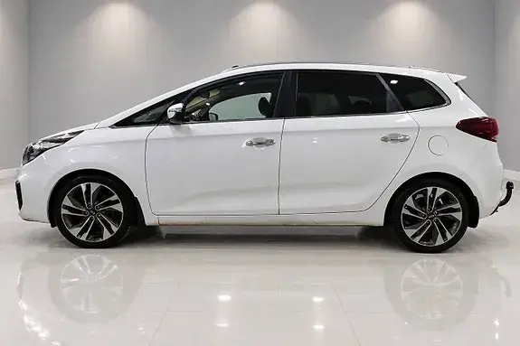 Kia Carens 2018 photo 3
