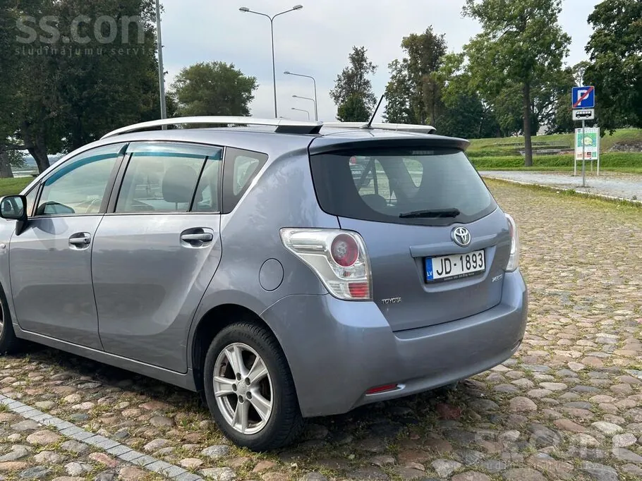 Toyota Corolla Verso 2009 photo 3