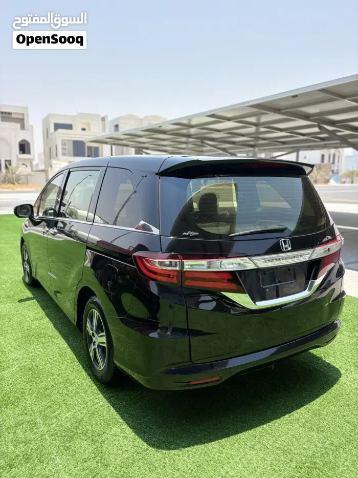 Honda Odyssey 2016 photo 4