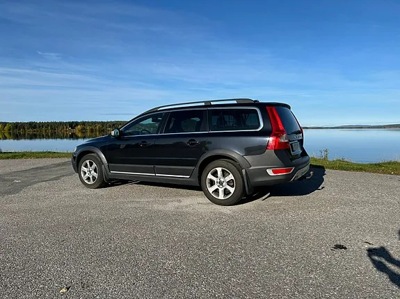 Volvo Xc70 2011 photo 2