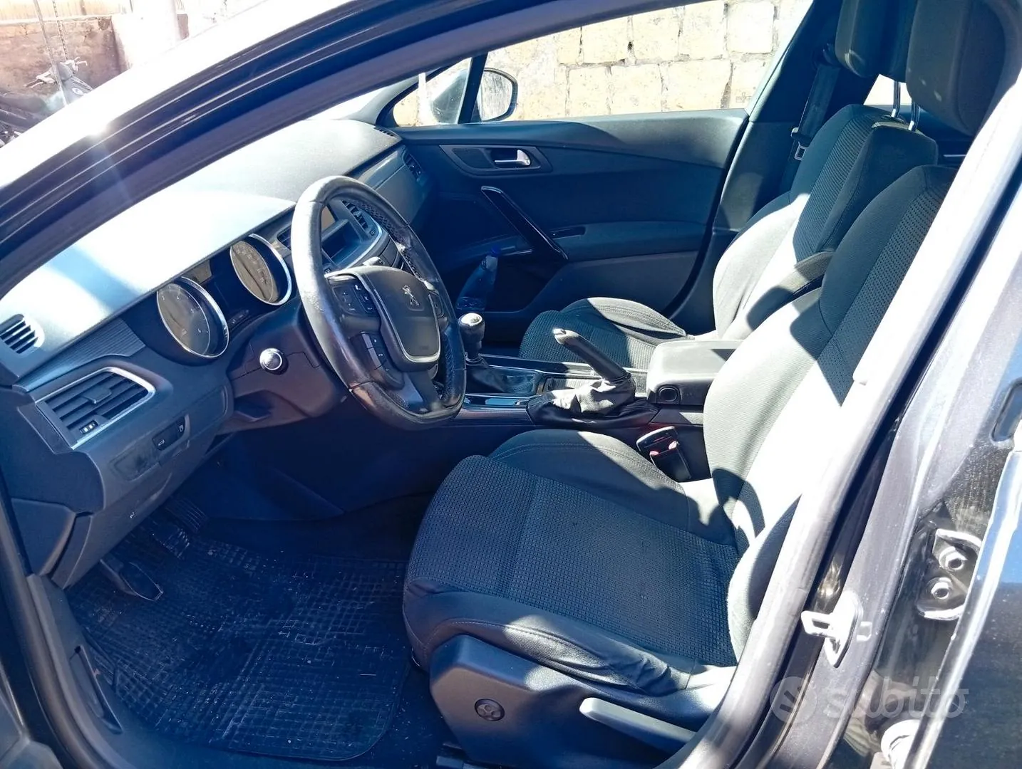 Peugeot 508 2011 photo 3