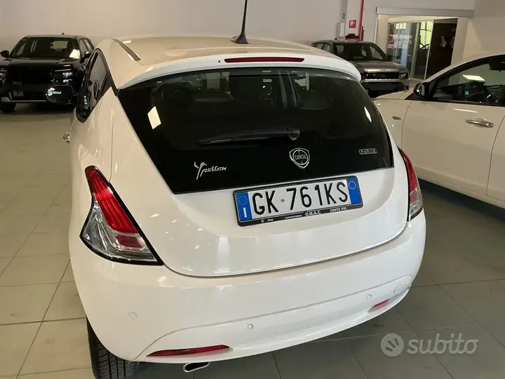 Lancia Ypsilon 2022 photo 3
