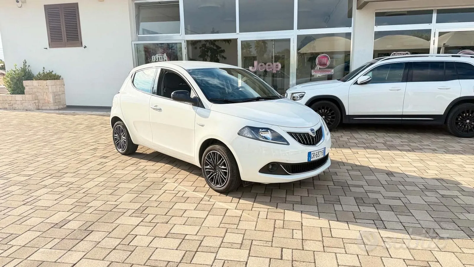 Lancia Ypsilon