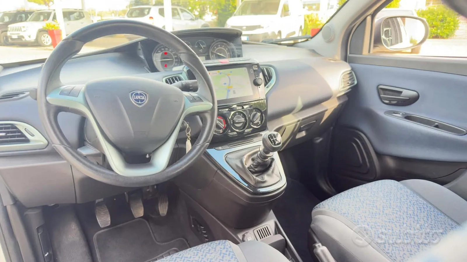 Lancia Ypsilon 2023 photo 5