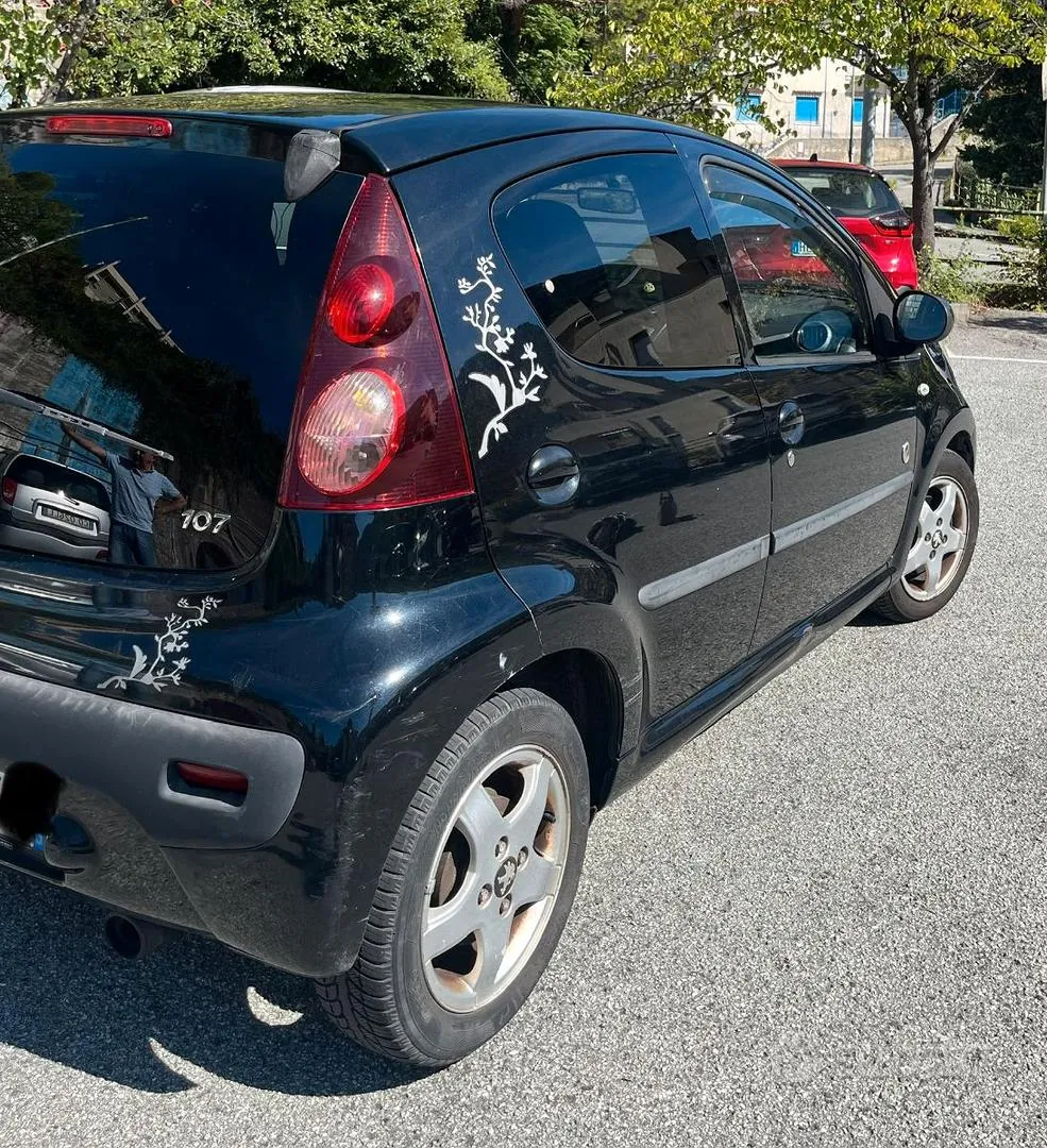 Peugeot 107 2012 photo 4