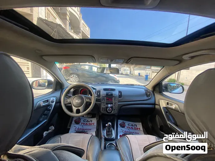 Kia Cerato 2011 photo 3