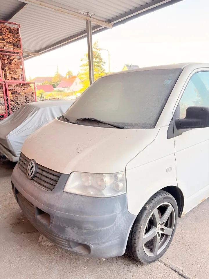 Volkswagen T5 Kombi