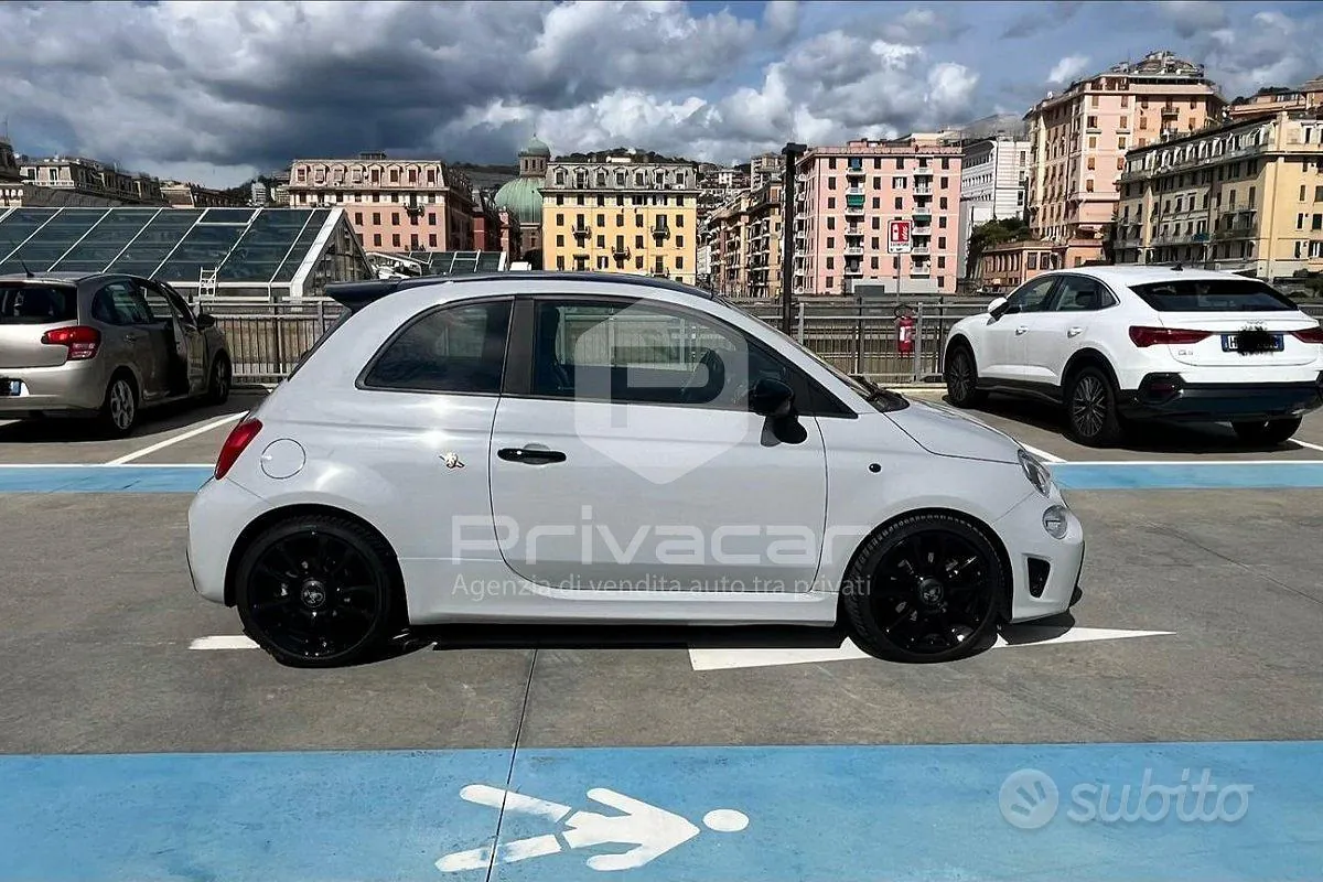 Abarth 595 2022 photo 4