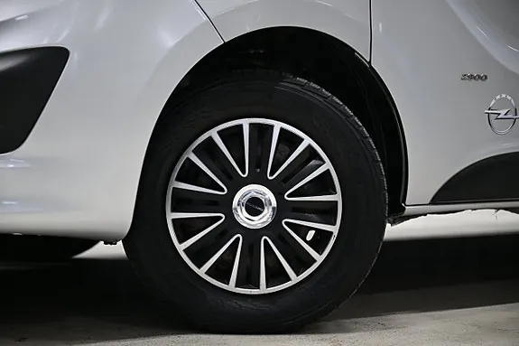 Opel Vivaro 2018 photo 2
