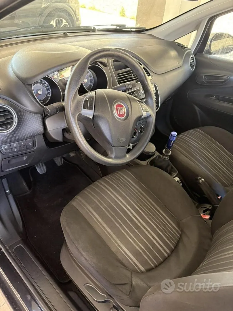 Fiat Punto Evo 2011 photo 4
