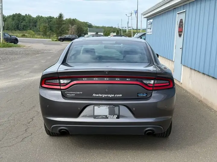 Dodge Charger 2017 photo 4