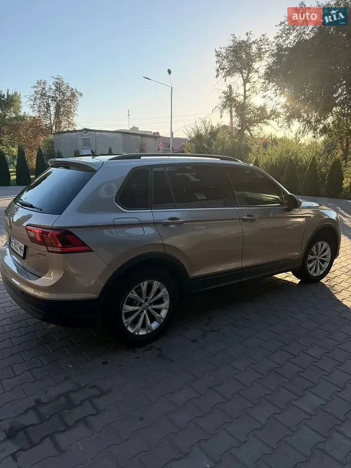 Volkswagen Tiguan 2019 photo 3