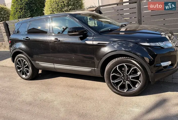 Land Rover Range Rover Evoque 2012 photo 3