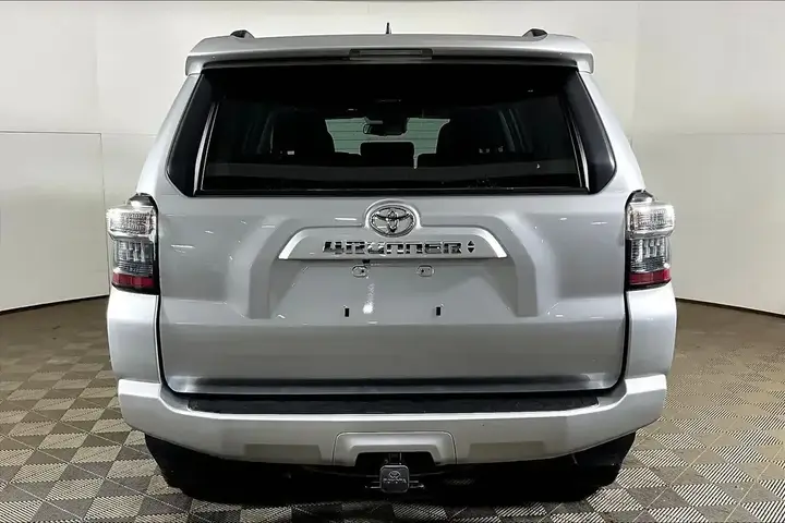 Toyota 4Runner 2022 photo 4