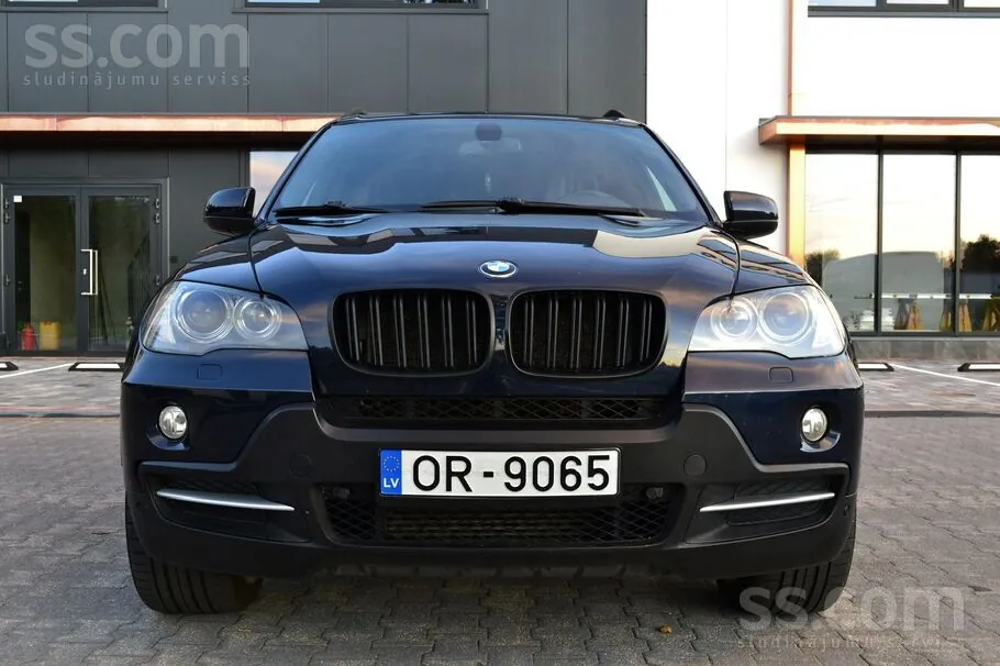 BMW X5 2007 photo 2