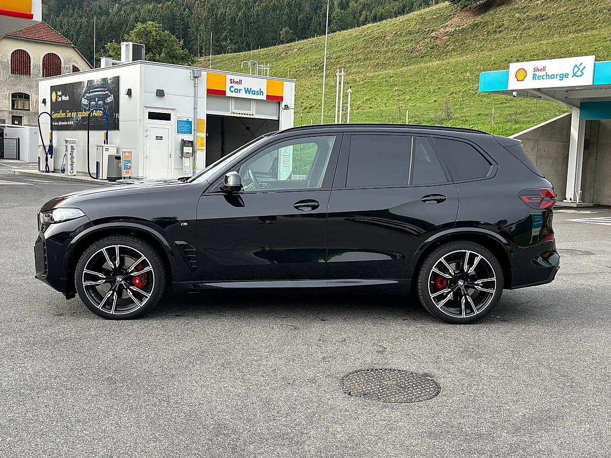 BMW X5 2025 photo 2