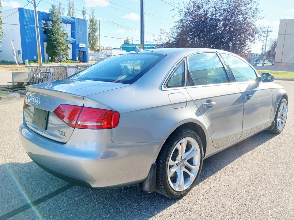 Audi A4 2011 photo 5
