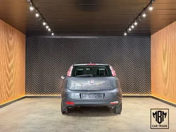 Fiat Punto 2012 photo 3