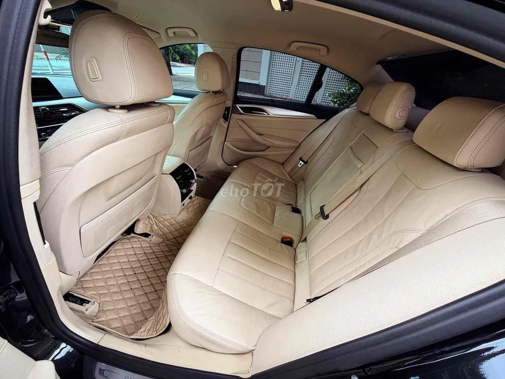 BMW 5 Series 2018 photo 3