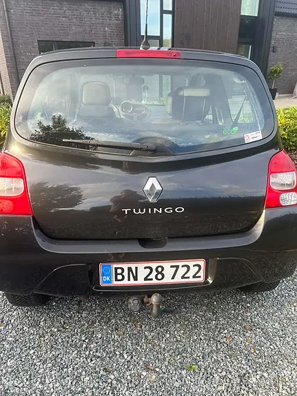 Renault Twingo 2010 photo 2