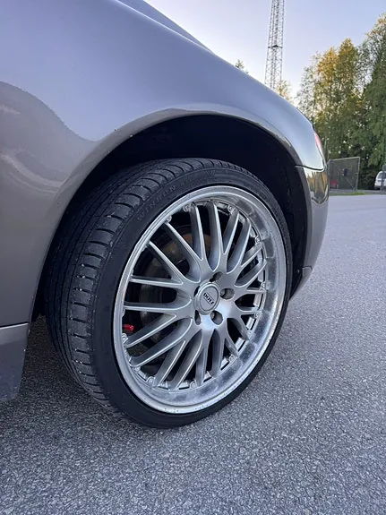 Volvo V70 2010 photo 4
