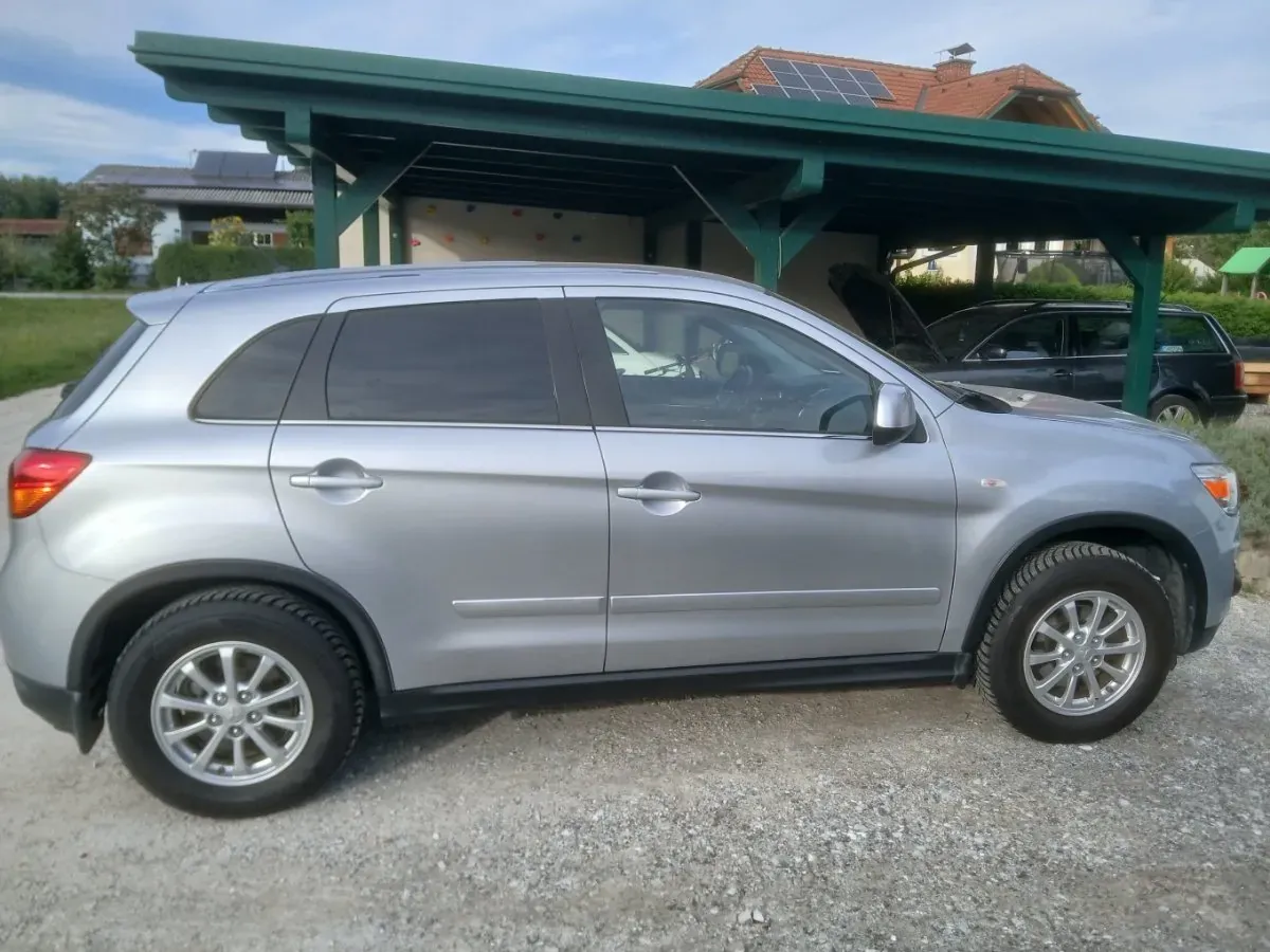 Mitsubishi Asx 2016 photo 2