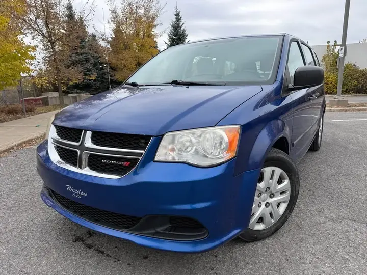 Dodge Grand Caravan 2013 photo 2