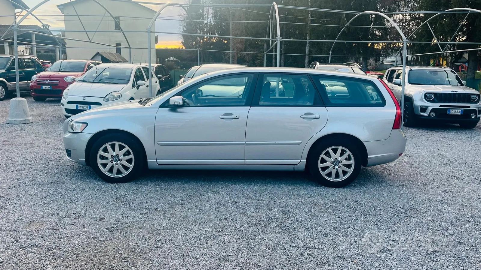 Volvo V50 2008 photo 4