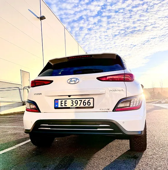 Hyundai Kona 2022 photo 2