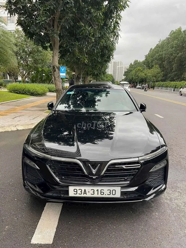 Vinfast Lux A2.0 2022 photo 2