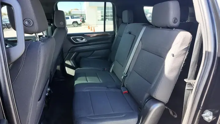 GMC Yukon Xl 2023 photo 4